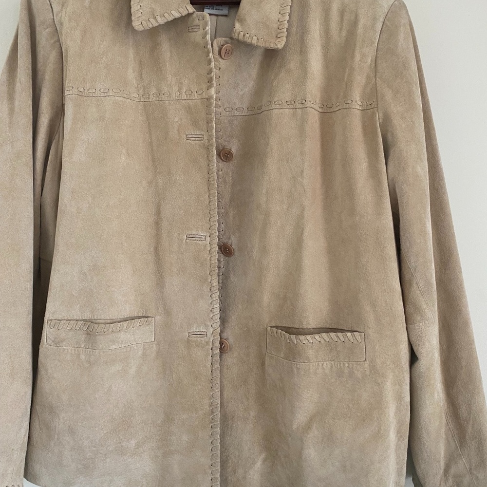 Women suede leather 100% jacket size 16-18 with shoulder pads